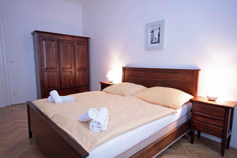 Leo Apartments Old Town Praga Exterior foto