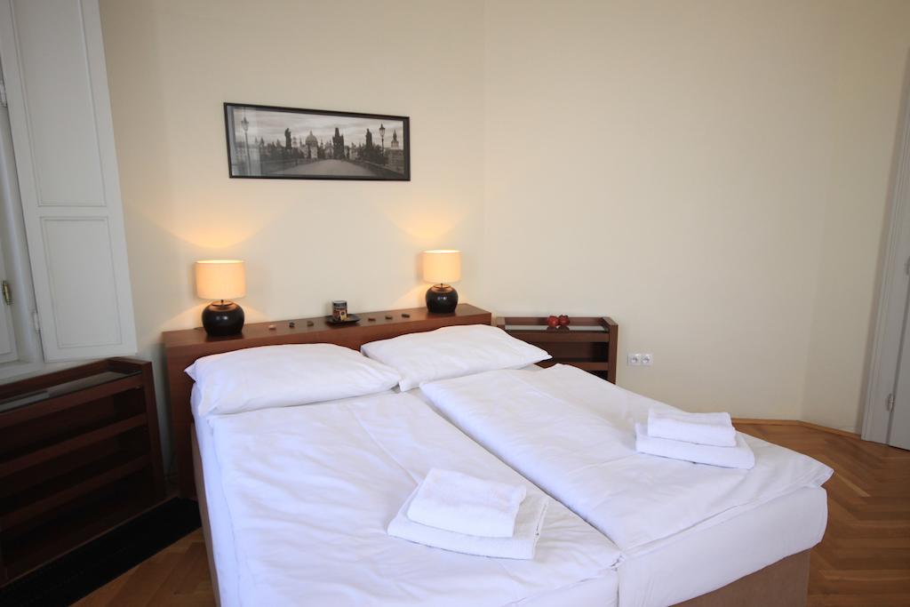 Leo Apartments Old Town Praga Cameră foto