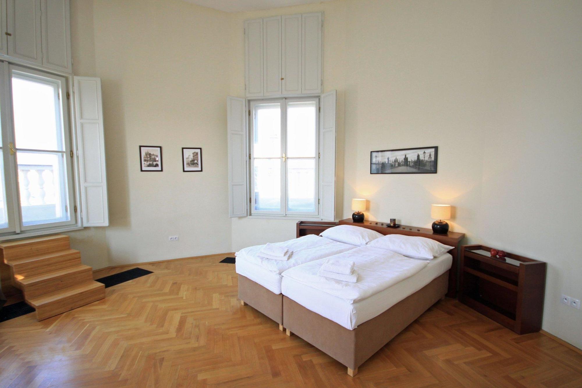 Leo Apartments Old Town Praga Exterior foto