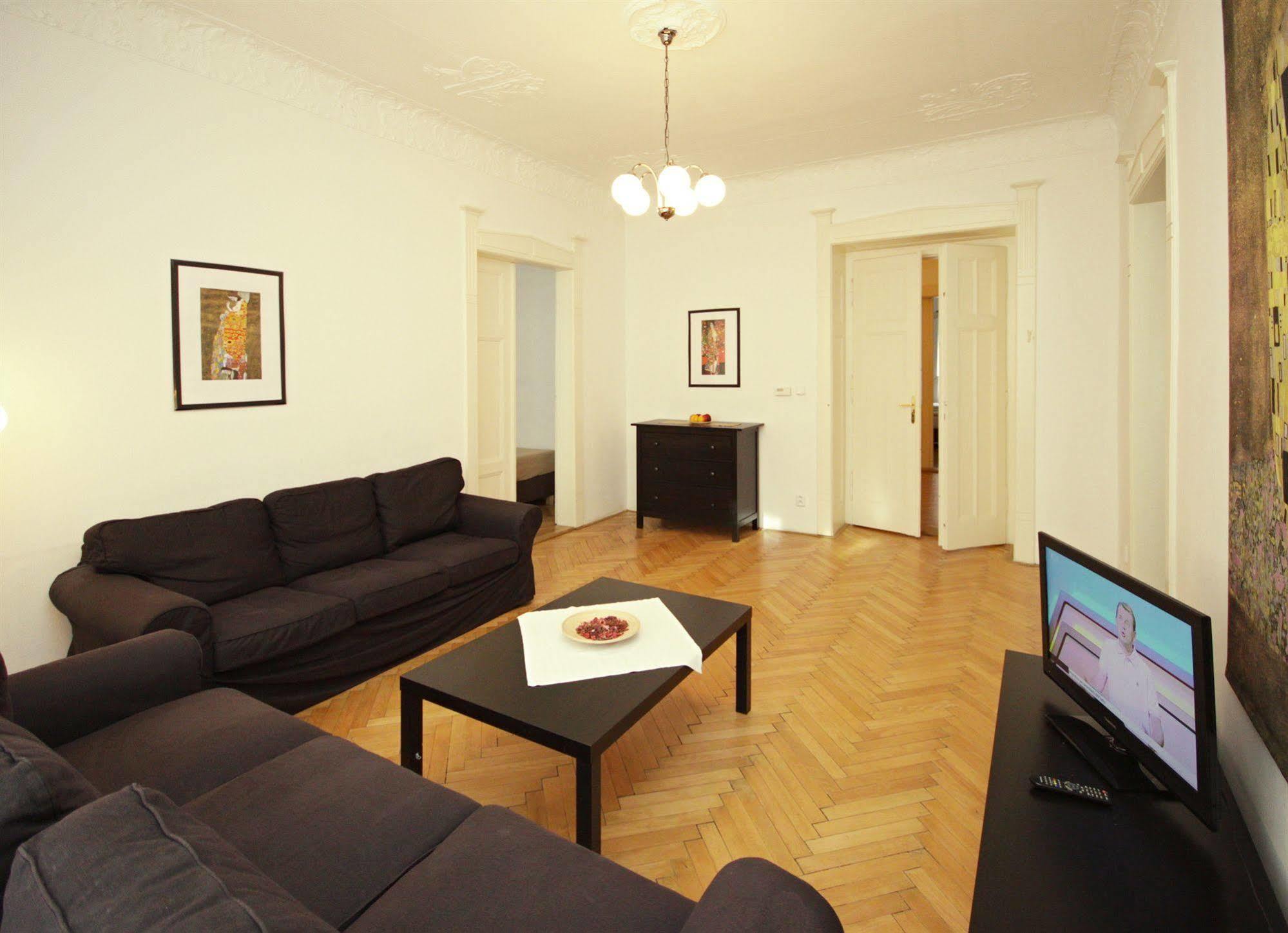 Leo Apartments Old Town Praga Exterior foto