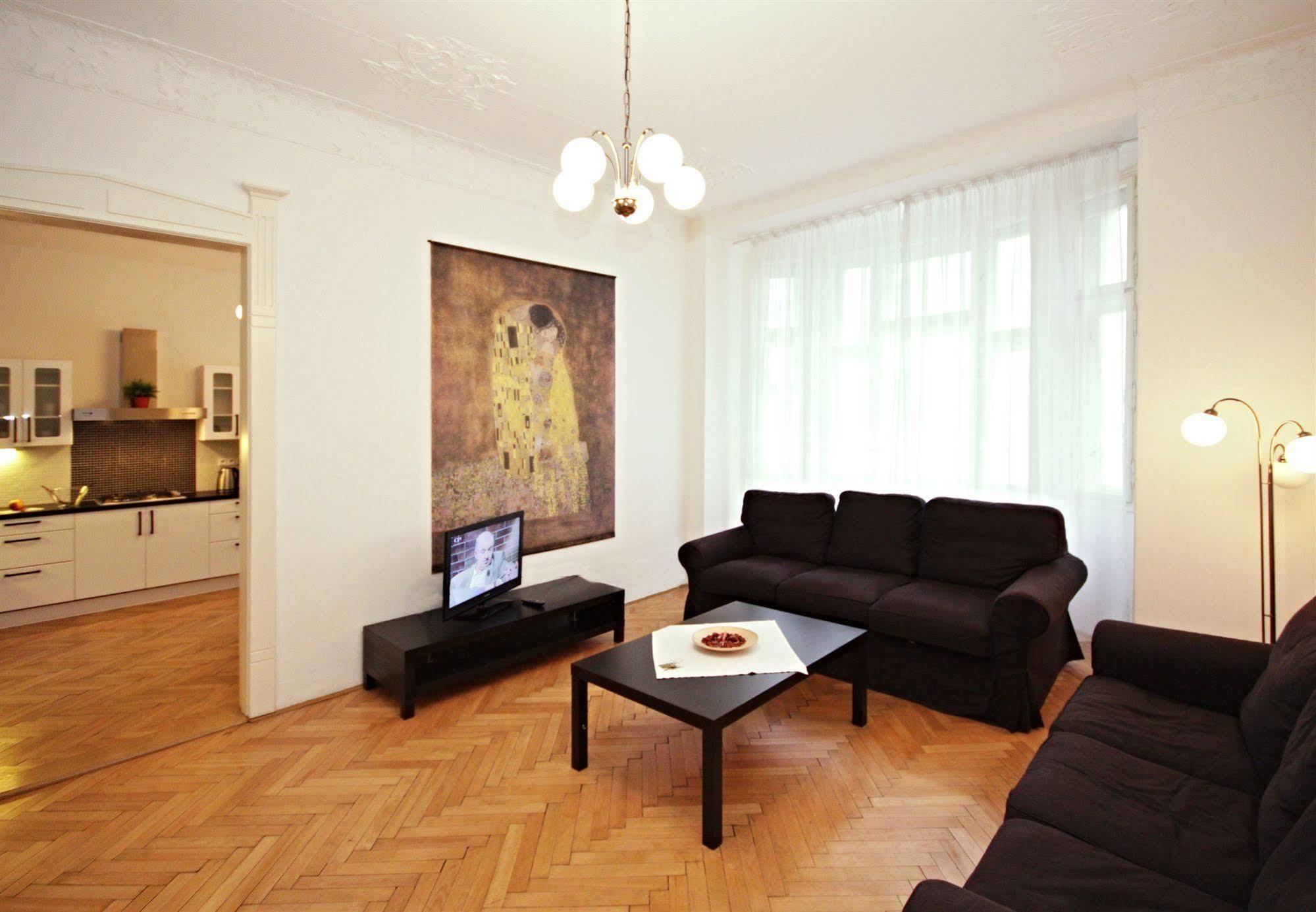 Leo Apartments Old Town Praga Exterior foto